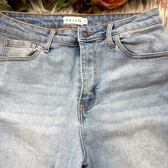 Cello High waisted Light Wash Blue Straight Leg Jeans - Picture 4 of 8